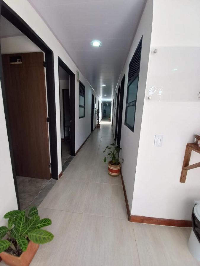 Artesanos Y Turistas Appartement Guatapé Buitenkant foto