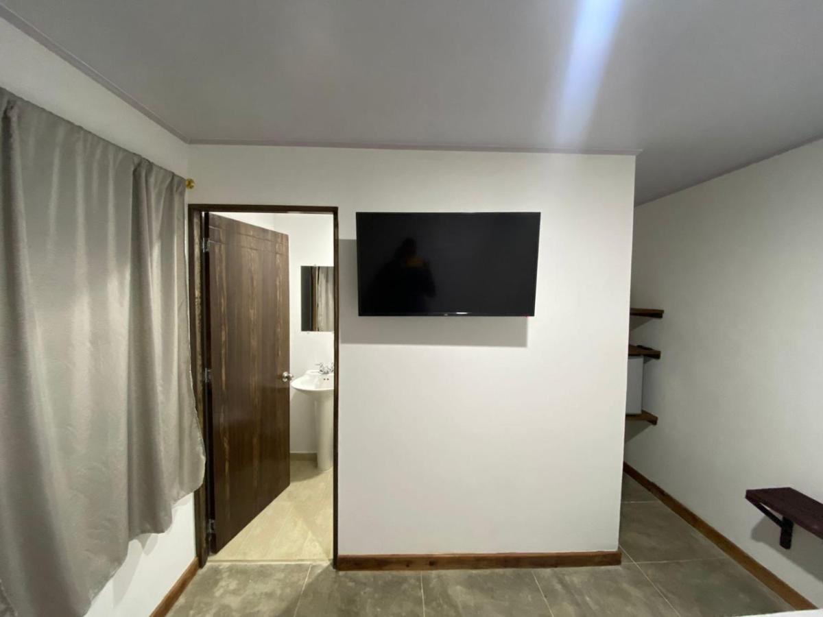 Artesanos Y Turistas Appartement Guatapé Buitenkant foto